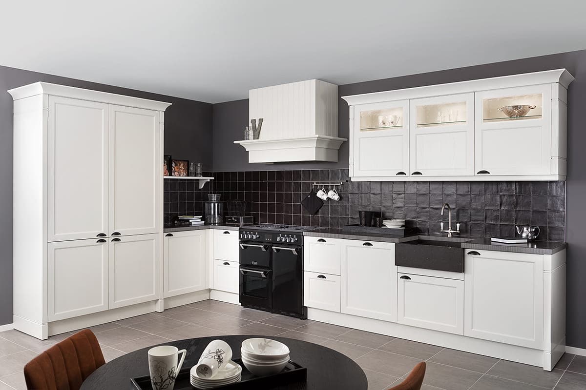 Landelijke witte keuken