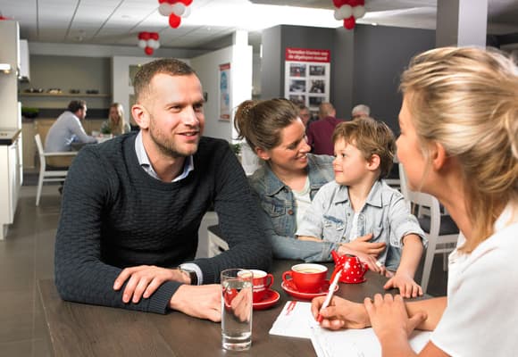 Keukenafspraak in de winkel adviesgesprek