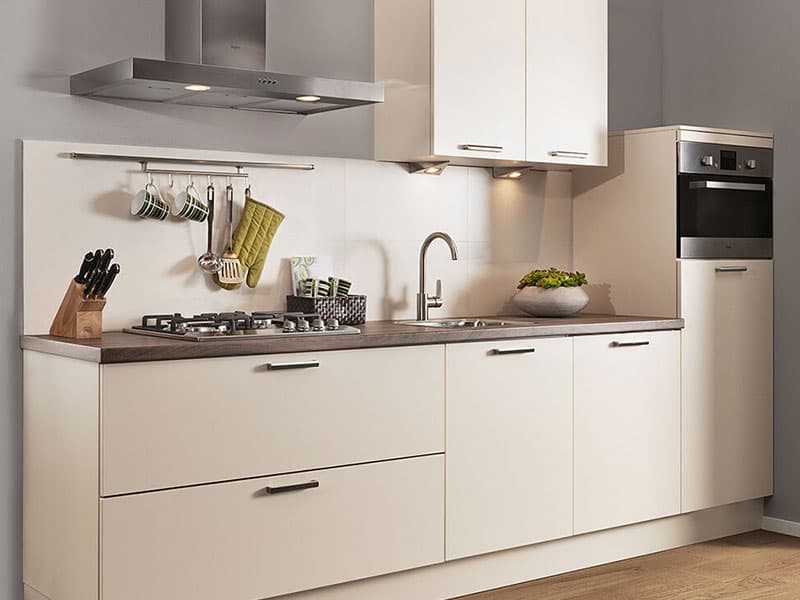 Rechte magnolia keuken