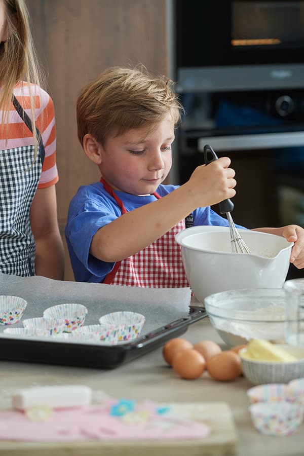 Kinderen in de keuken