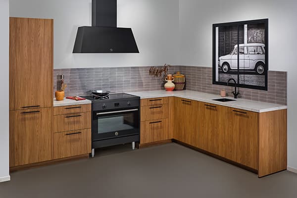 Bruine-landelijke-hoekkeuken